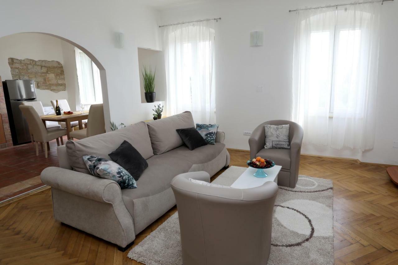 Apartman Cinkopan Pula Exteriér fotografie